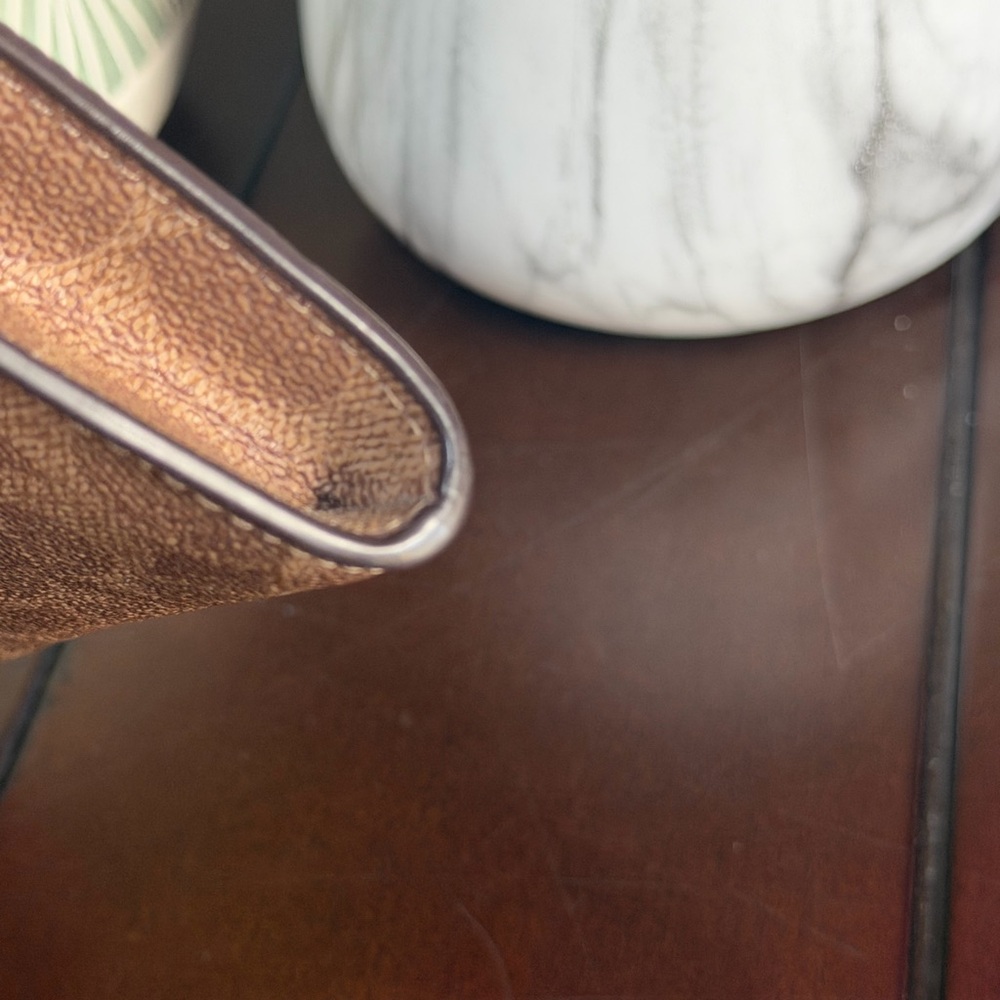 Coach Gold brown leather wallet - Picture 4 of 11
